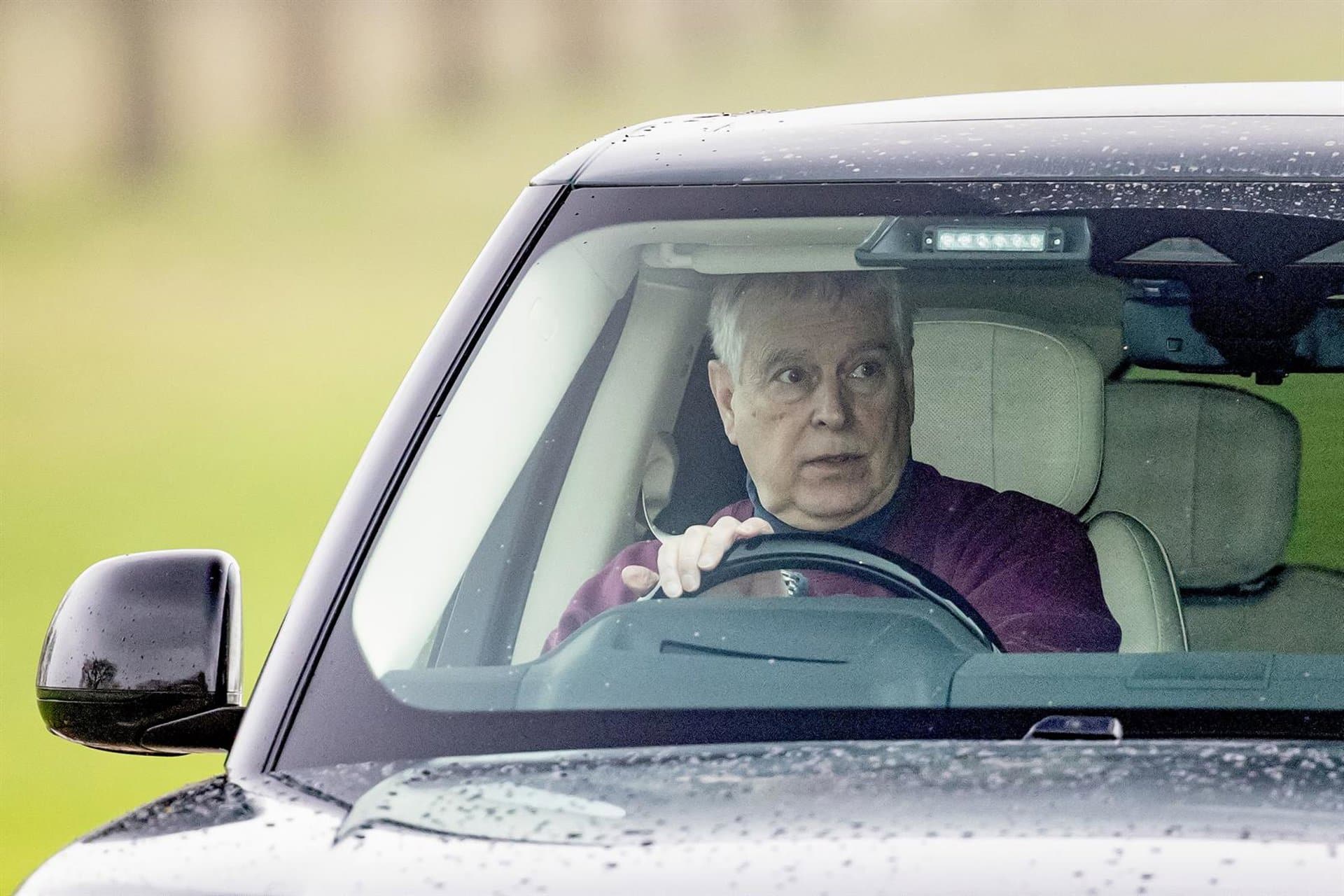 Detenido el expríncipe Andrés de Inglaterra en su casa en Sandr